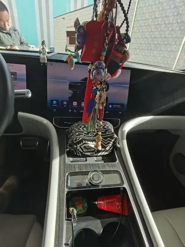 2024 AITO AITO M9 BEV 100KWH,autocango,china used car exporter,china ev exporter,chinese used car exporter,chinese used ev exporter