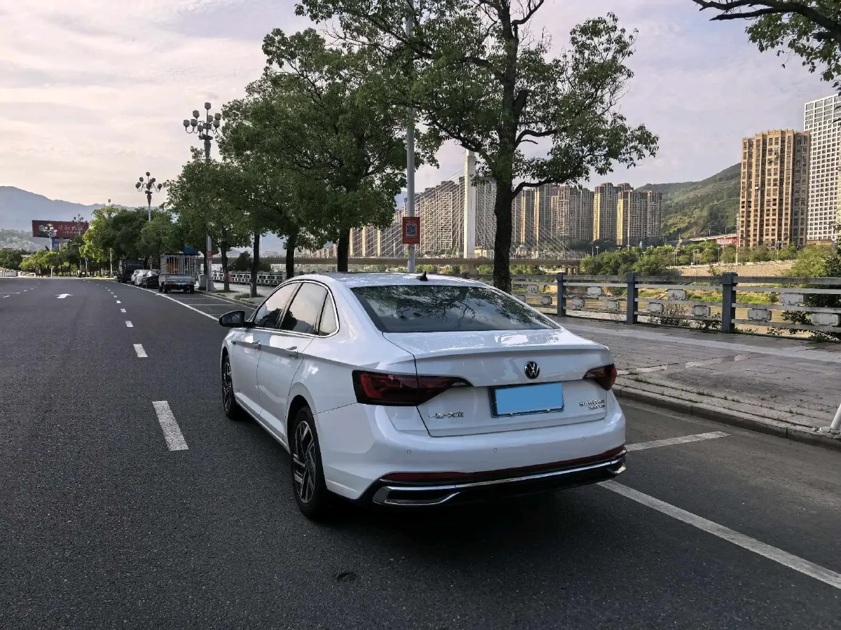 2022 Volkswagen Sagitar 1.2T 116HP L4 7DCT,autocango,china used car exporter,china ev exporter,chinese used car exporter,chinese used ev exporter