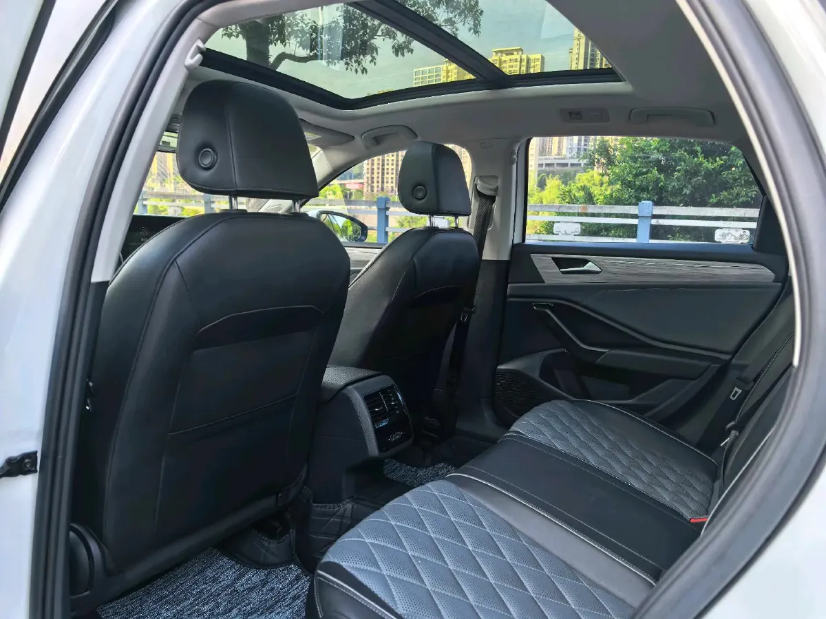 2022 Volkswagen Sagitar 1.2T 116HP L4 7DCT,autocango,china used car exporter,china ev exporter,chinese used car exporter,chinese used ev exporter