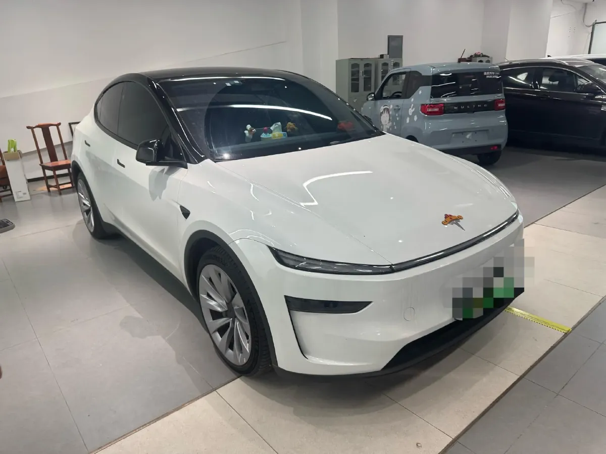 2025 Tesla Model Y BEV,autocango,china used car exporter,china ev exporter,chinese used car exporter,chinese used ev exporter
