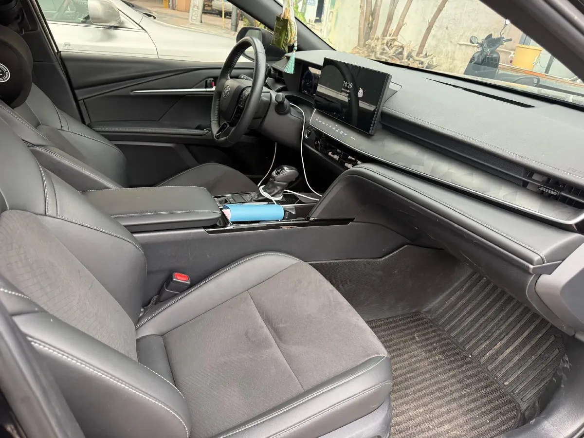 2024 Toyota Camry 2.0L 152HP L4 E-CVT Hybrid,autocango,china used car exporter,china ev exporter,chinese used car exporter,chinese used ev exporter