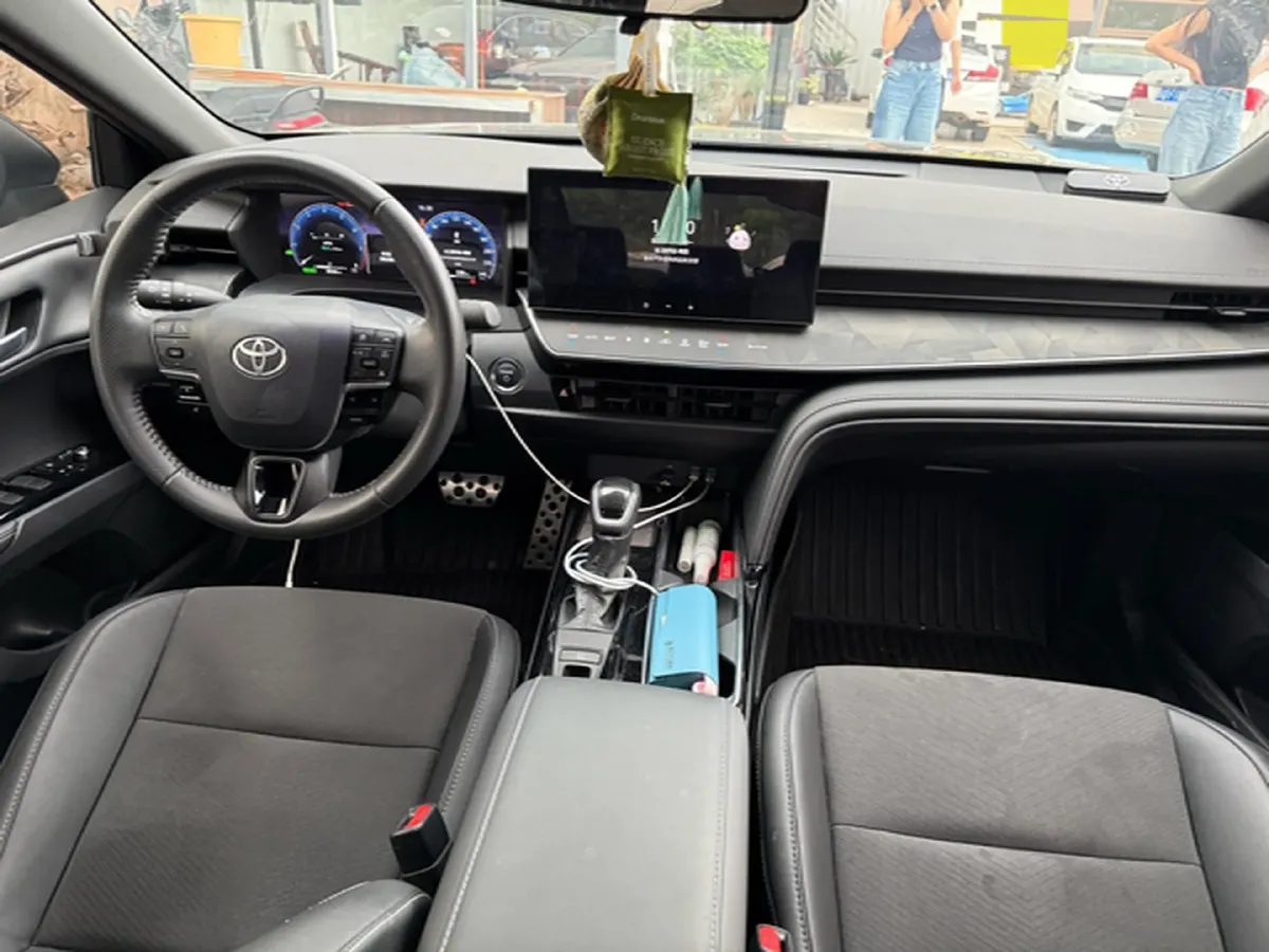 2024 Toyota Camry 2.0L 152HP L4 E-CVT Hybrid,autocango,china used car exporter,china ev exporter,chinese used car exporter,chinese used ev exporter