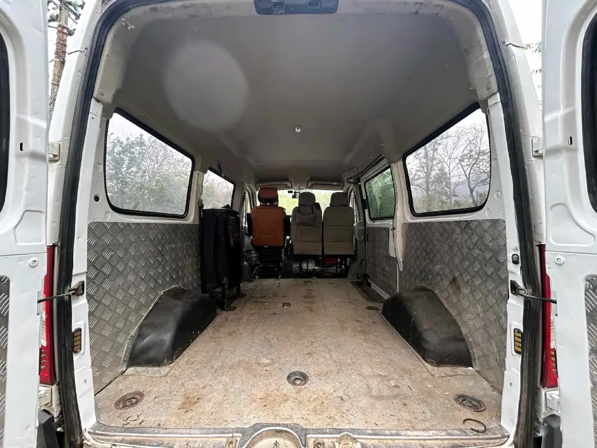 2019 FHA LeiShen 2.5T 129HP L4 6MT,autocango,china used car exporter,china ev exporter,chinese used car exporter,chinese used ev exporter