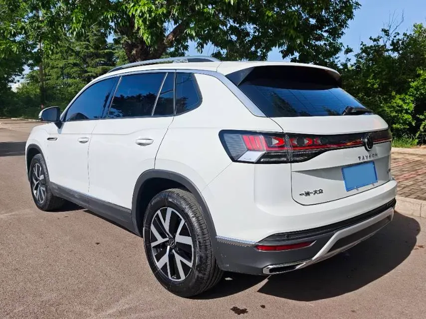 2025 Volkswagen Tayron 2.0T 186HP L4 7DCT,autocango,china used car exporter,china ev exporter,chinese used car exporter,chinese used ev exporter