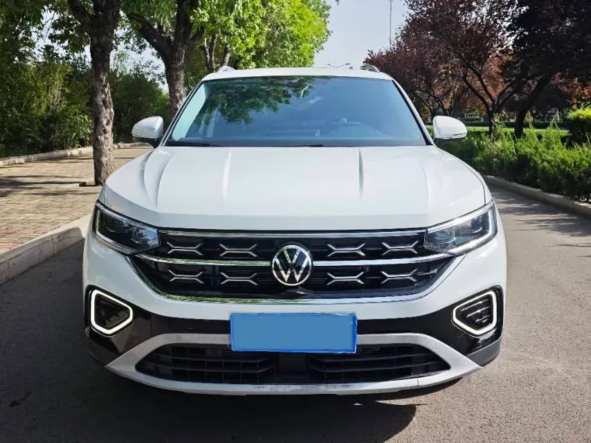 2025 Volkswagen Tayron 2.0T 186HP L4 7DCT,autocango,china used car exporter,china ev exporter,chinese used car exporter,chinese used ev exporter