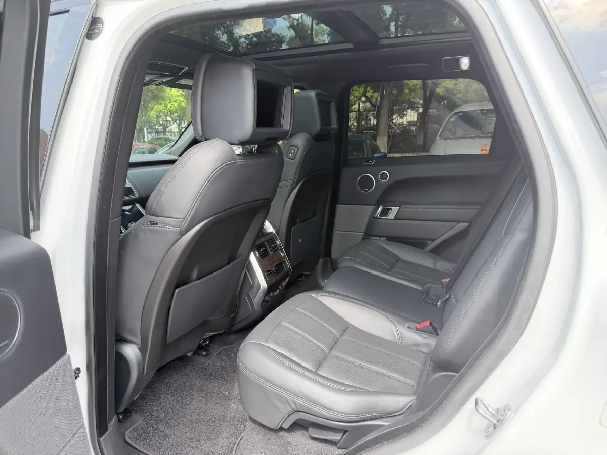 2018 Land Rover Range Rover Sport 2.0T 300HP L4 8AT PHEV 13.1KWH,autocango,china used car exporter,china ev exporter,chinese used car exporter,chinese used ev exporter