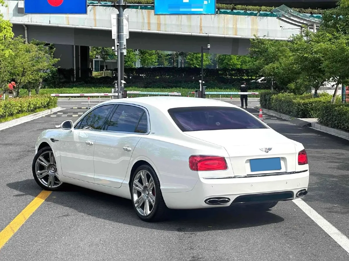 2017 Bentley Flying Spur 4.0T 528HP V8 8AT,autocango,china used car exporter,china ev exporter,chinese used car exporter,chinese used ev exporter