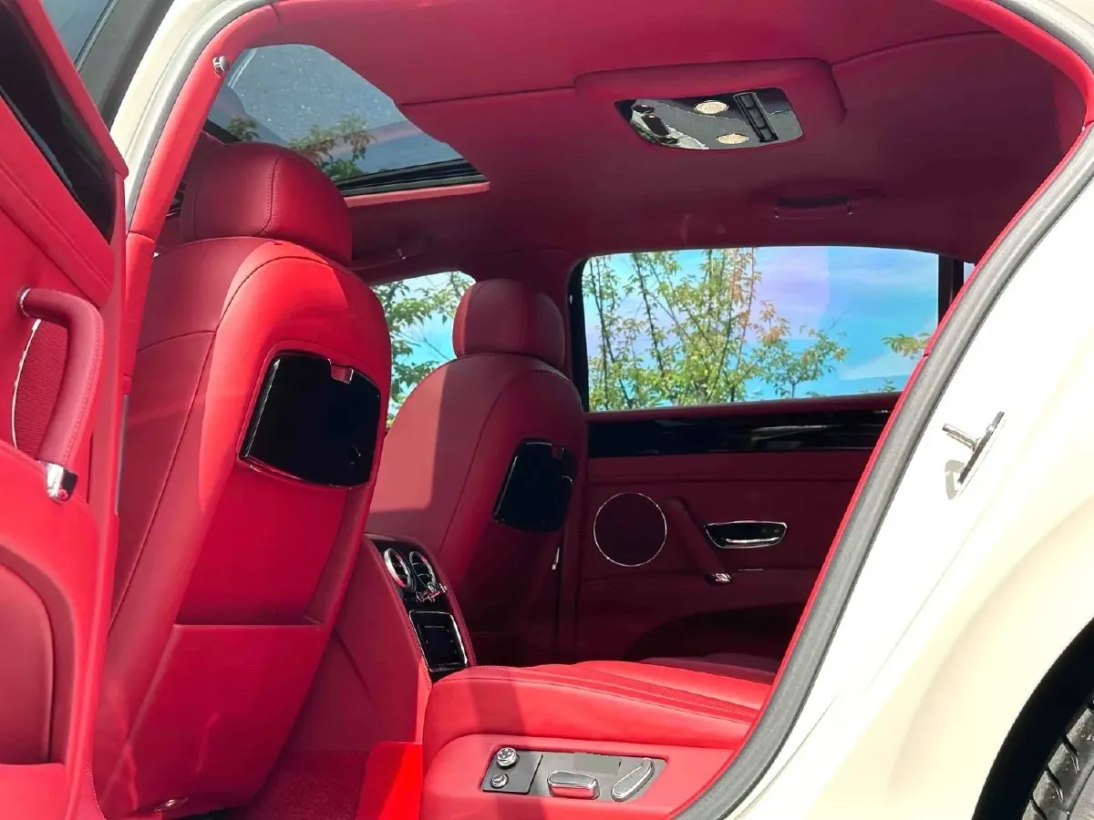 2017 Bentley Flying Spur 4.0T 528HP V8 8AT,autocango,china used car exporter,china ev exporter,chinese used car exporter,chinese used ev exporter