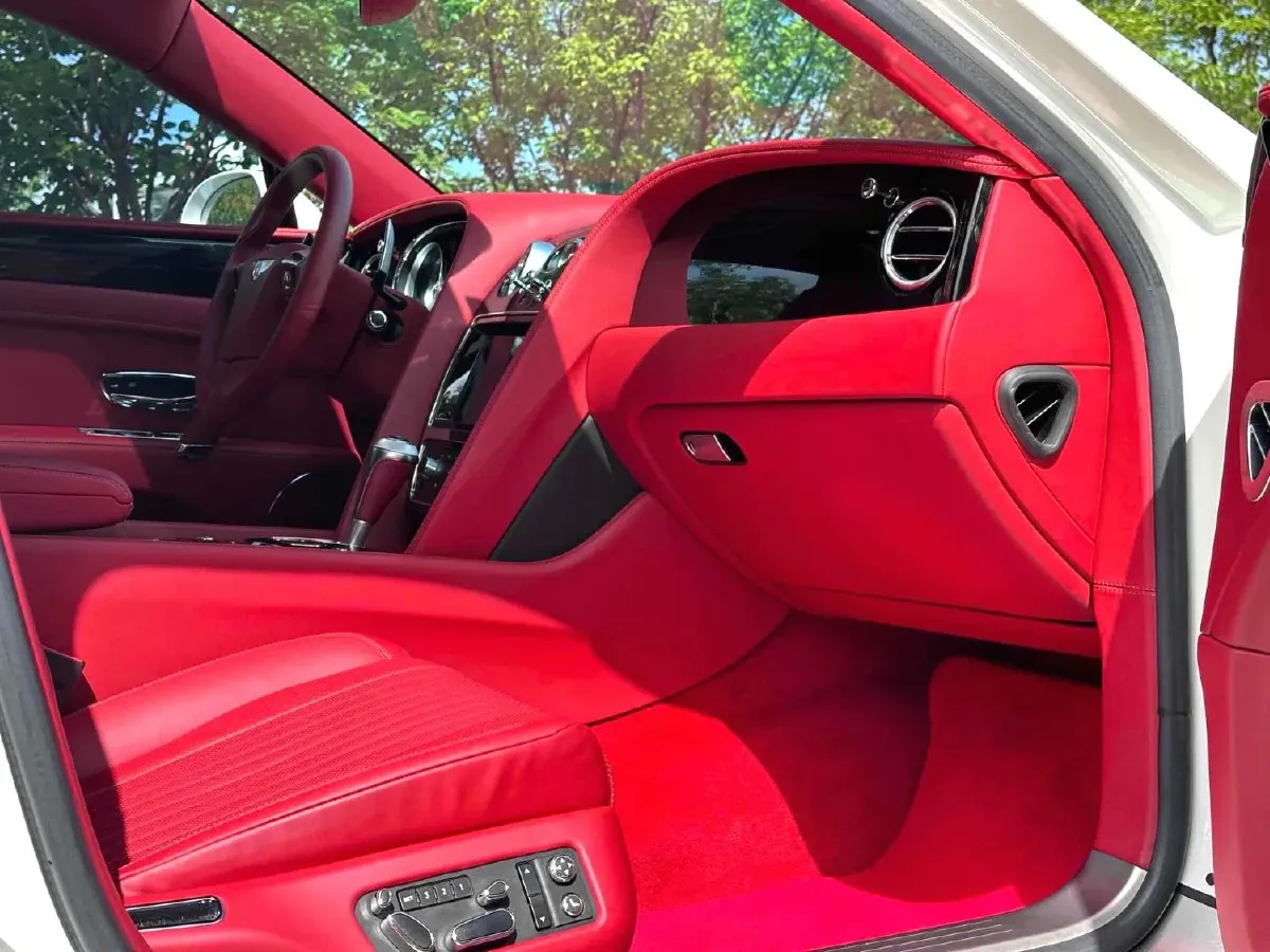 2017 Bentley Flying Spur 4.0T 528HP V8 8AT,autocango,china used car exporter,china ev exporter,chinese used car exporter,chinese used ev exporter