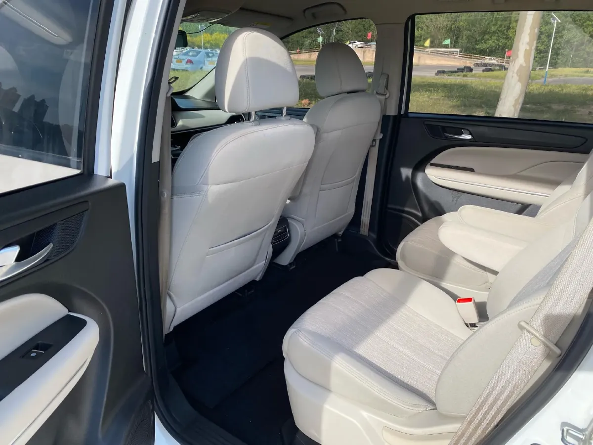 2021 GAC Trumpchi M6 1.5T 169HP L4 7DCT,autocango,china used car exporter,china ev exporter,chinese used car exporter,chinese used ev exporter