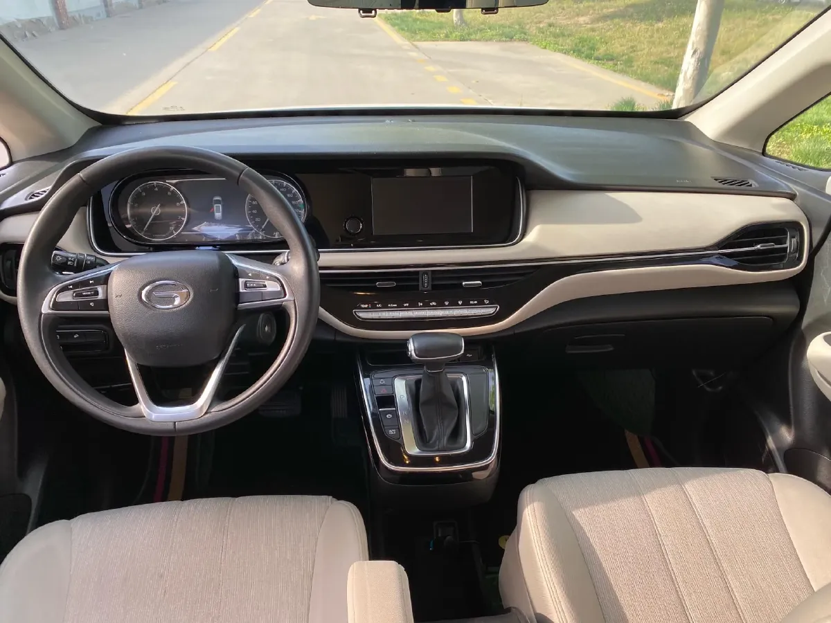 2021 GAC Trumpchi M6 1.5T 169HP L4 7DCT,autocango,china used car exporter,china ev exporter,chinese used car exporter,chinese used ev exporter