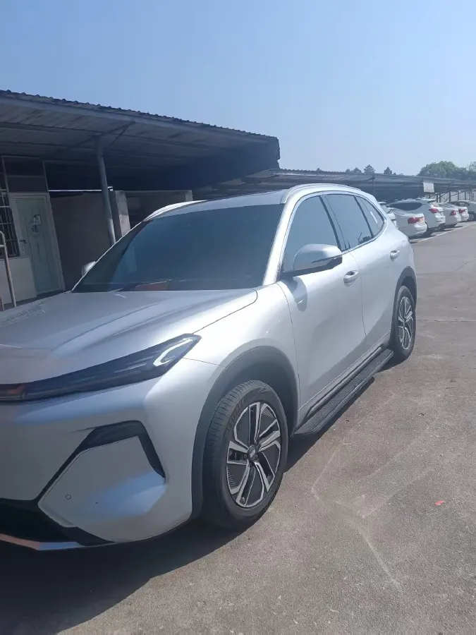 2025 LanDian E5 PLUS 1.5L 95HP L4 E-CVT PHEV 25KWH,autocango,china used car exporter,china ev exporter,chinese used car exporter,chinese used ev exporter