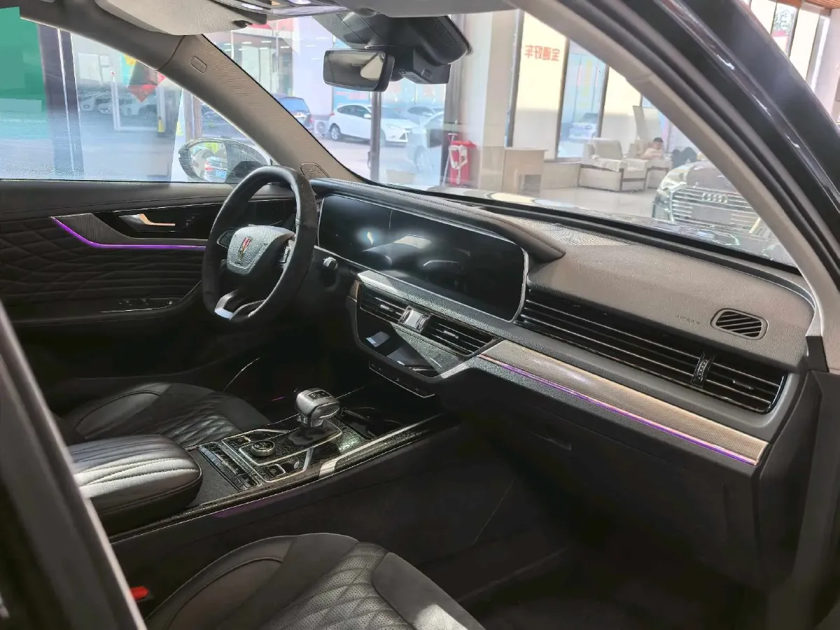 2022 HongQi HS5 2.0T 224HP L4 6AT,autocango,china used car exporter,china ev exporter,chinese used car exporter,chinese used ev exporter