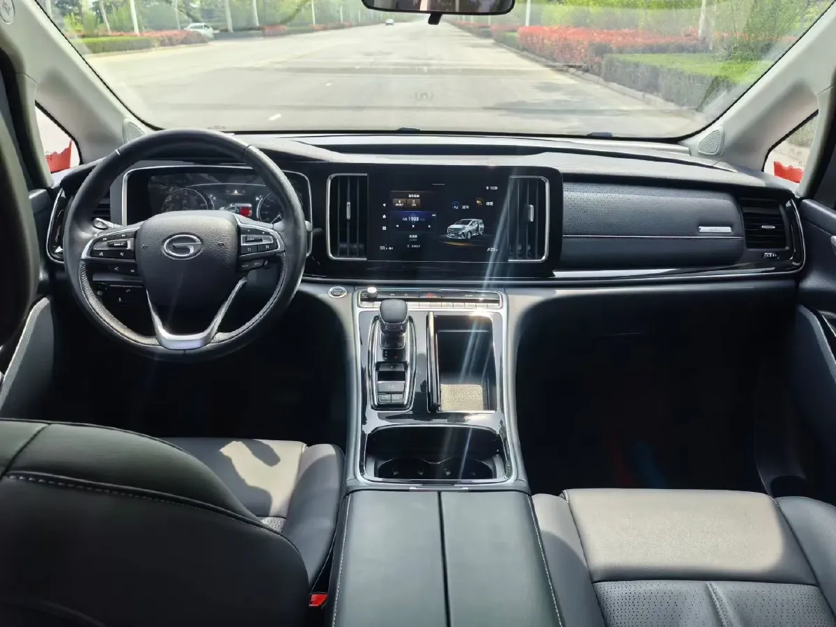 2024 GAC Trumpchi M8 2.0T 252HP L4 8AT,autocango,china used car exporter,china ev exporter,chinese used car exporter,chinese used ev exporter