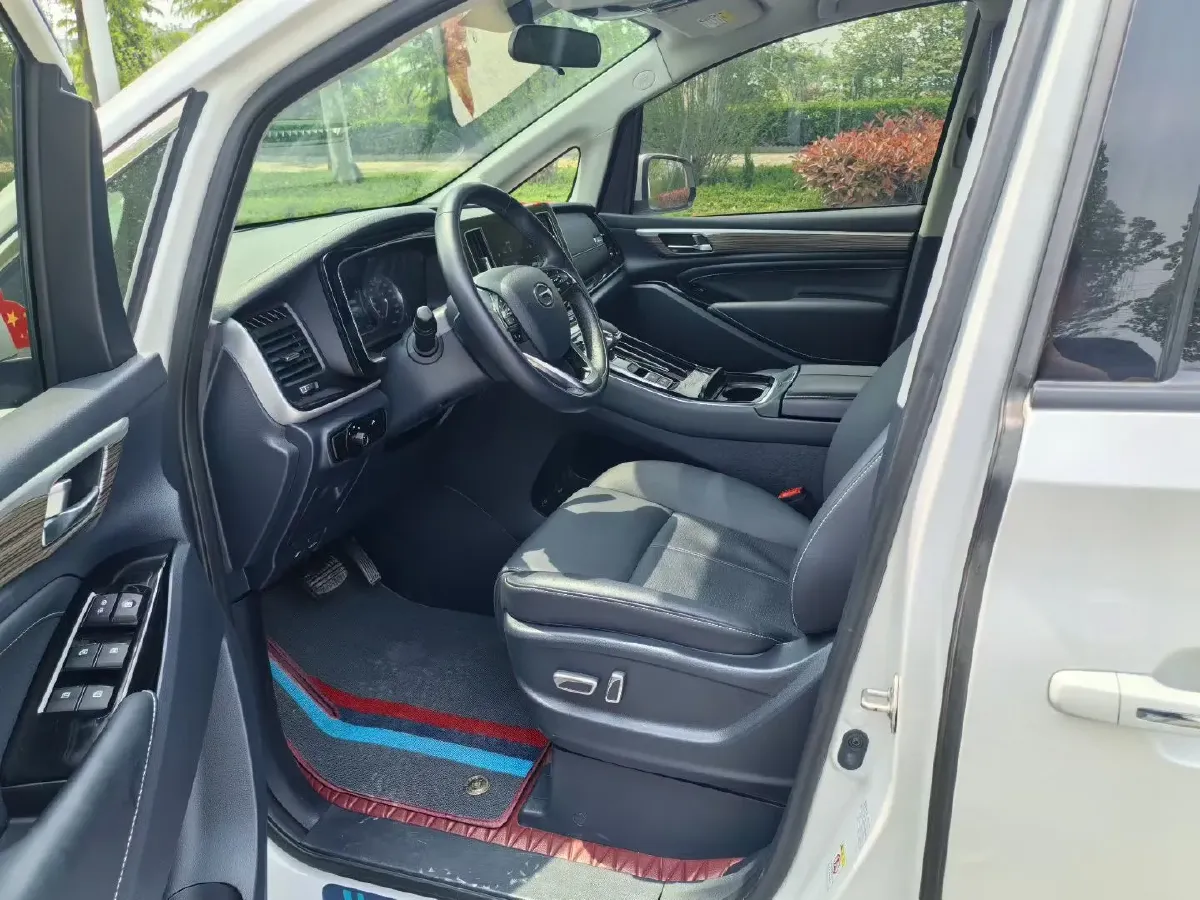 2024 GAC Trumpchi M8 2.0T 252HP L4 8AT,autocango,china used car exporter,china ev exporter,chinese used car exporter,chinese used ev exporter