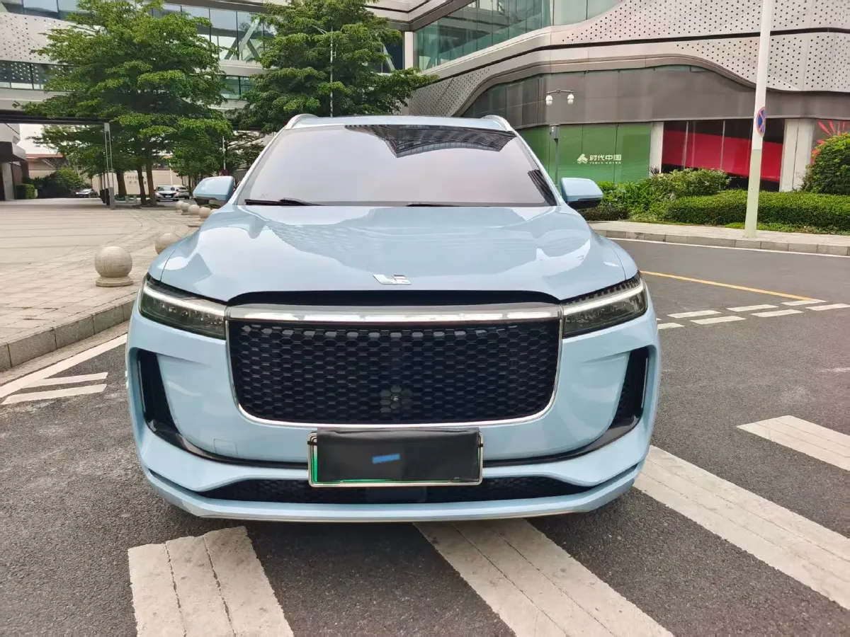 2020 Li ONE Range Extended 131HP REEV 40.5KWH,autocango,china used car exporter,china ev exporter,chinese used car exporter,chinese used ev exporter