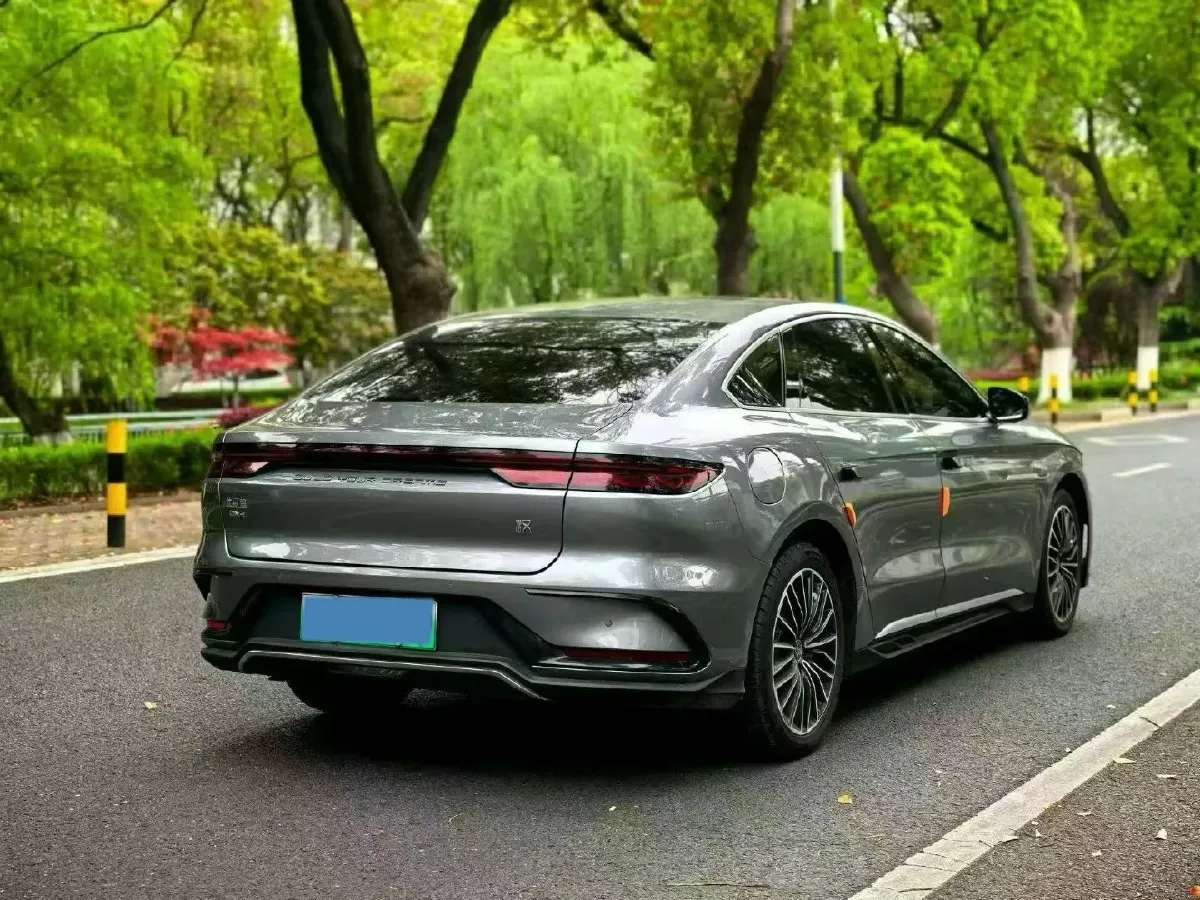 2022 Volkswagen Tiguan L 2.0T 186HP L4 7DCT,autocango,china used car exporter,china ev exporter,chinese used car exporter,chinese used ev exporter