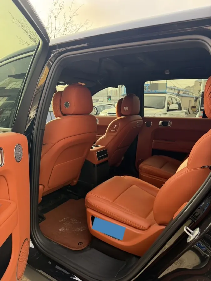 2023 Li L9 Range Extended 154HP REEV 42.6KWH,autocango,china used car exporter,china ev exporter,chinese used car exporter,chinese used ev exporter