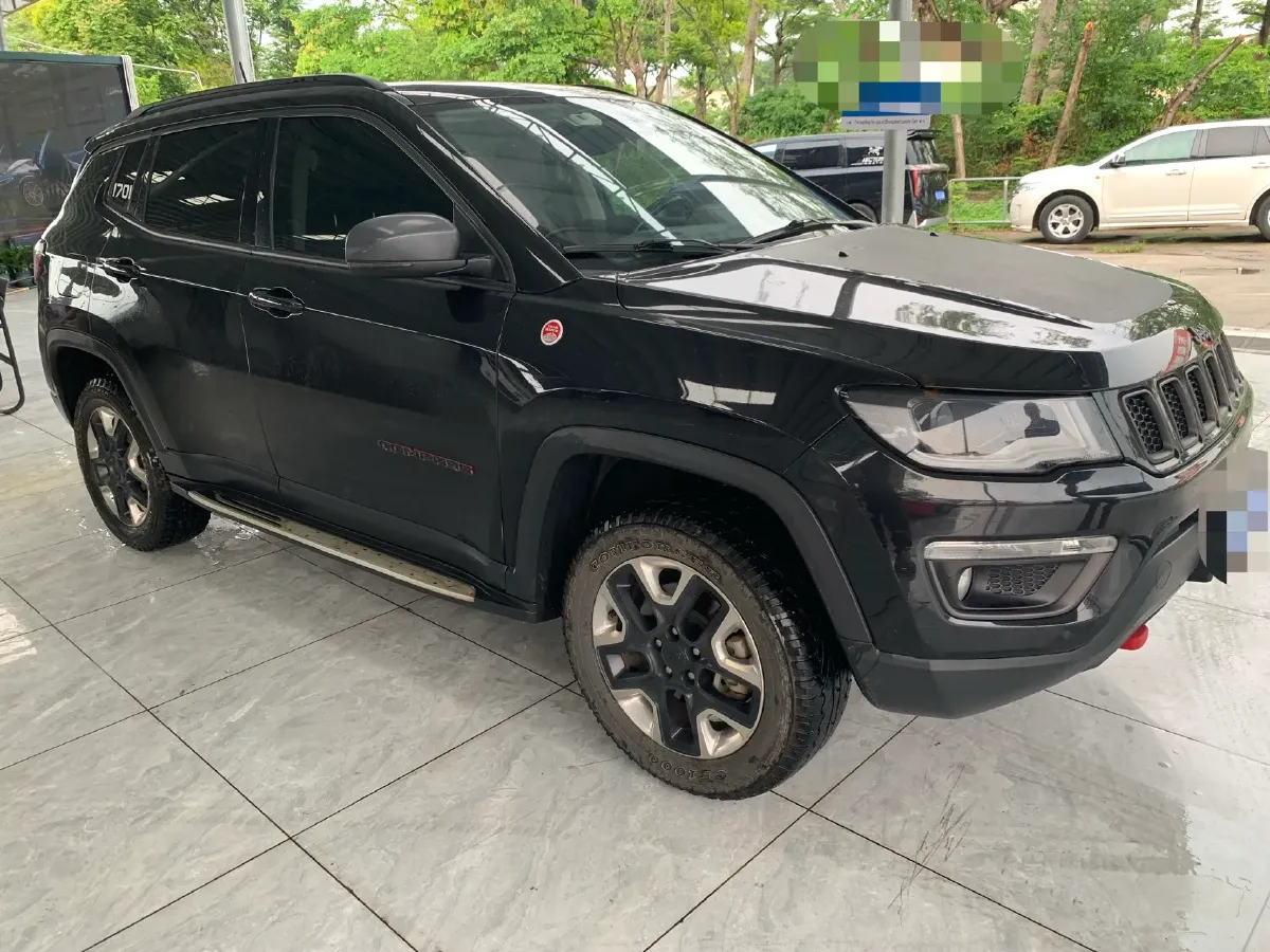 2017 Jeep Compass 2.4L 175HP L4 9AT,autocango,china used car exporter,china ev exporter,chinese used car exporter,chinese used ev exporter