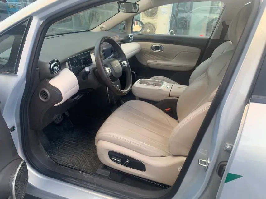 2025 Aion AION UT BEV 44.257/44.12/44.133KWH,autocango,china used car exporter,china ev exporter,chinese used car exporter,chinese used ev exporter