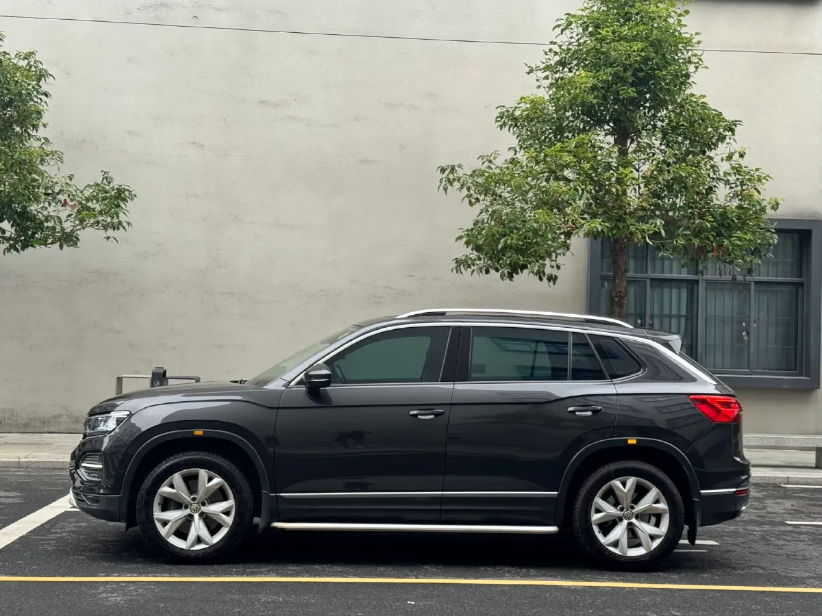 2019 Volkswagen Tayron 2.0T 186HP L4 7DCT,autocango,china used car exporter,china ev exporter,chinese used car exporter,chinese used ev exporter