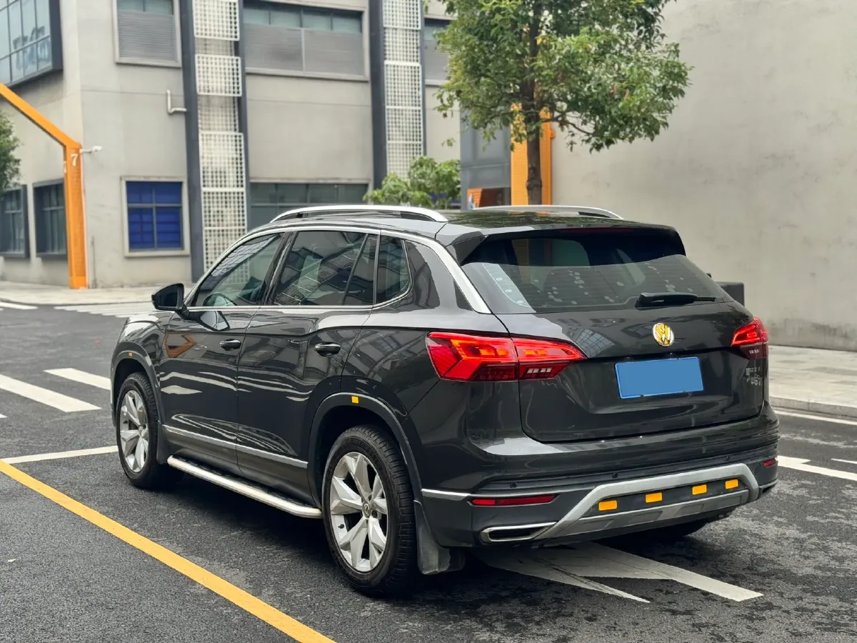 2019 Volkswagen Tayron 2.0T 186HP L4 7DCT,autocango,china used car exporter,china ev exporter,chinese used car exporter,chinese used ev exporter