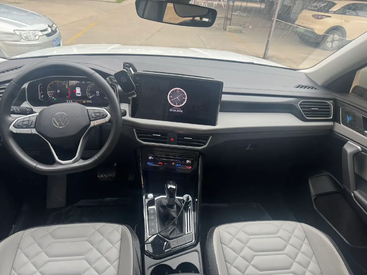 2024 Volkswagen Tayron 2.0T 186HP L4 7DCT,autocango,china used car exporter,china ev exporter,chinese used car exporter,chinese used ev exporter