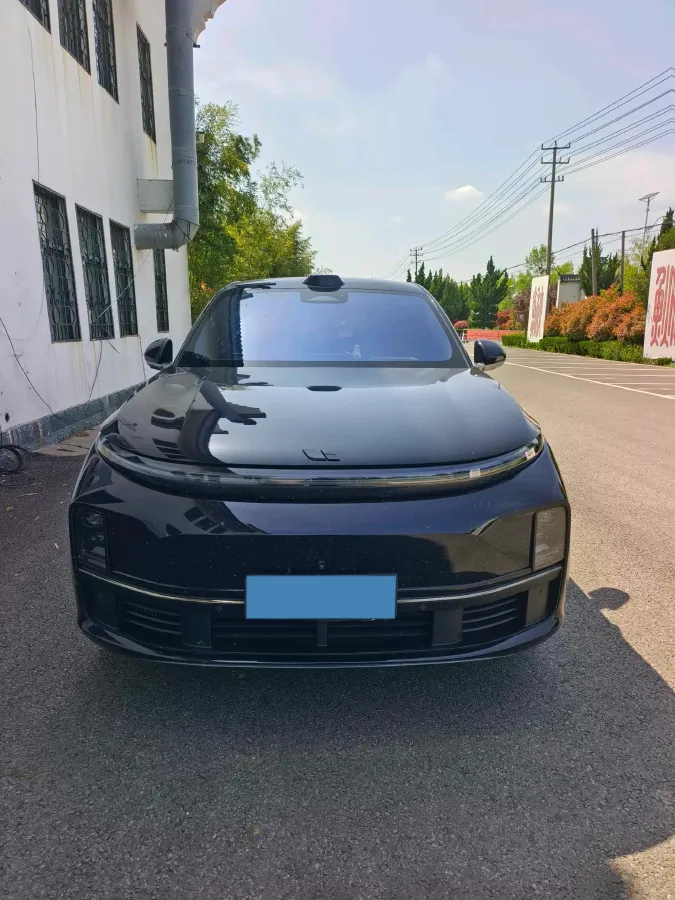 2023 Li L7 Range Extended 154HP REEV 40.9KWH,autocango,china used car exporter,china ev exporter,chinese used car exporter,chinese used ev exporter