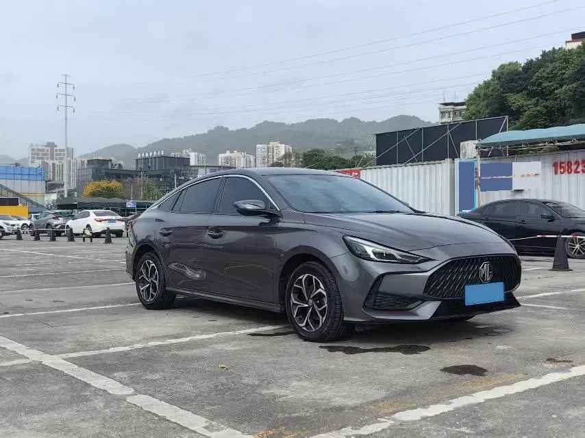 2023 MG 5 1.5L 129HP L4 5MT,autocango,china used car exporter,china ev exporter,chinese used car exporter,chinese used ev exporter