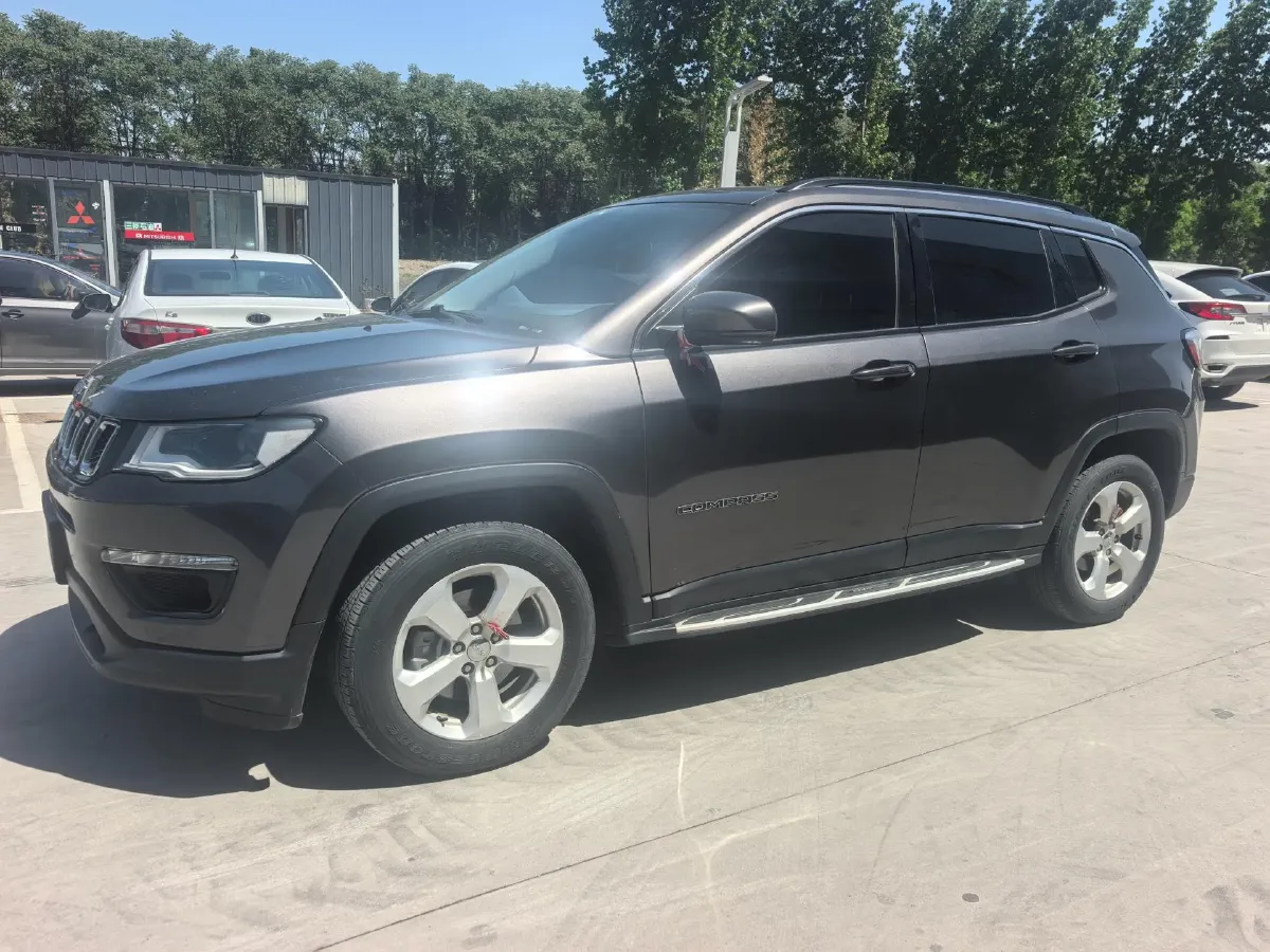 2020 Jeep Compass 1.3T 173HP L4 7DCT,autocango,china used car exporter,china ev exporter,chinese used car exporter,chinese used ev exporter