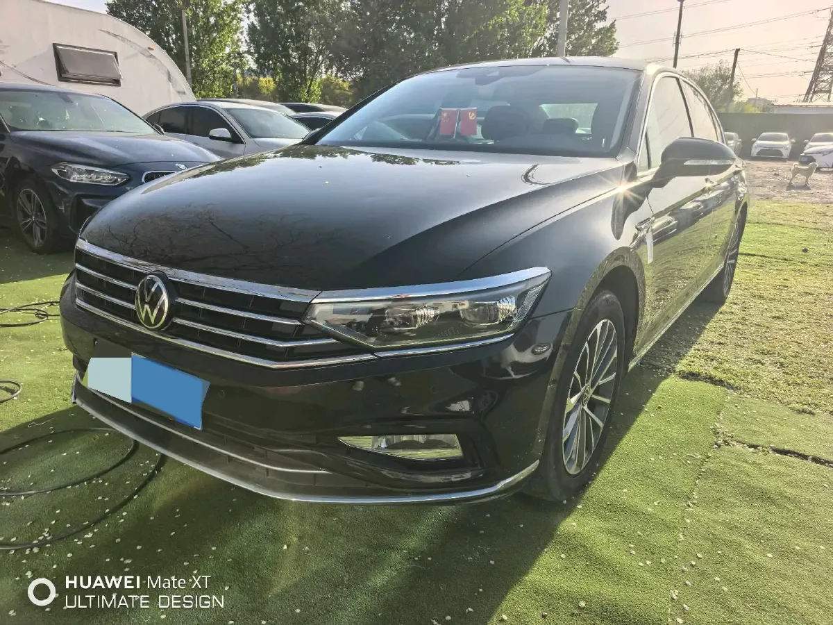 2020 Volkswagen Magotan 2.0T 220HP L4 7DCT,autocango,china used car exporter,china ev exporter,chinese used car exporter,chinese used ev exporter
