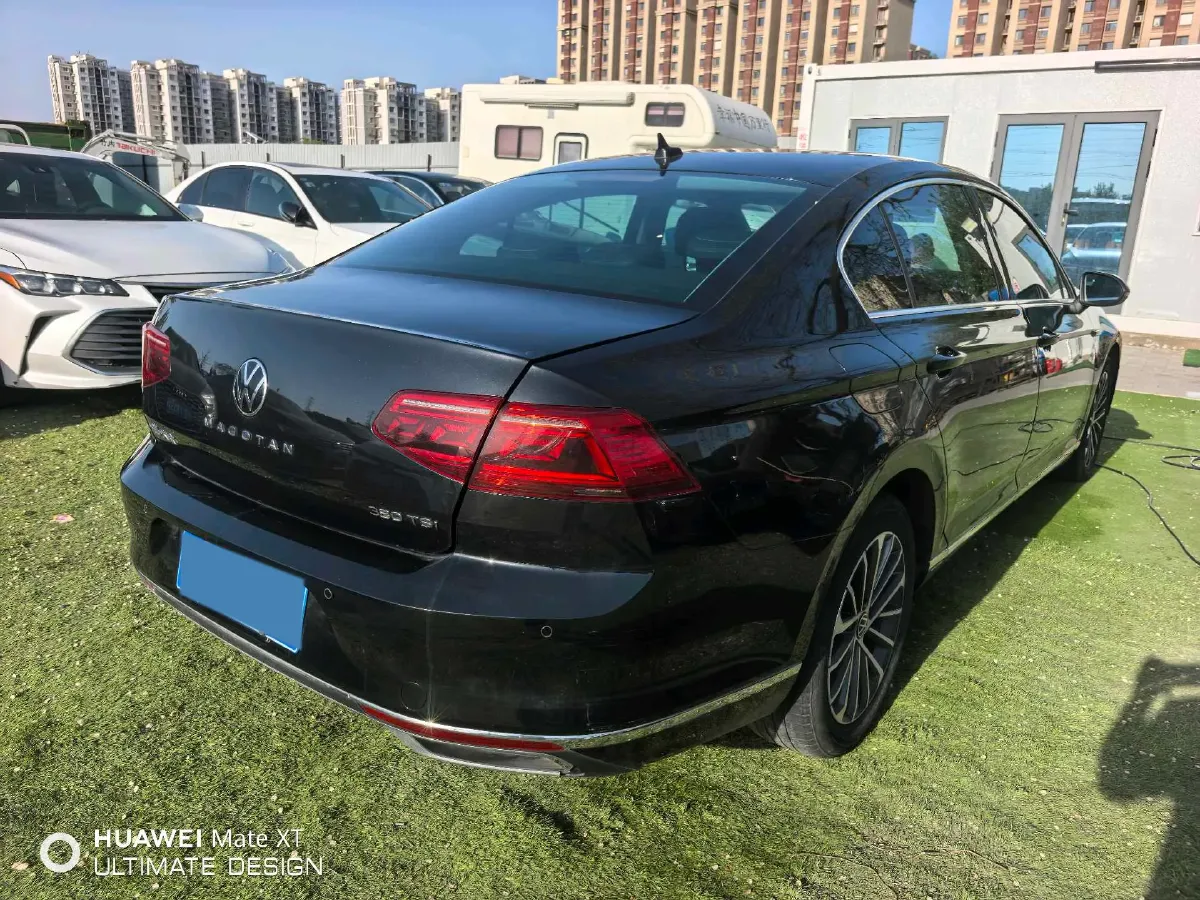 2020 Volkswagen Magotan 2.0T 220HP L4 7DCT,autocango,china used car exporter,china ev exporter,chinese used car exporter,chinese used ev exporter
