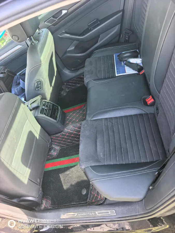 2020 Volkswagen Magotan 2.0T 220HP L4 7DCT,autocango,china used car exporter,china ev exporter,chinese used car exporter,chinese used ev exporter