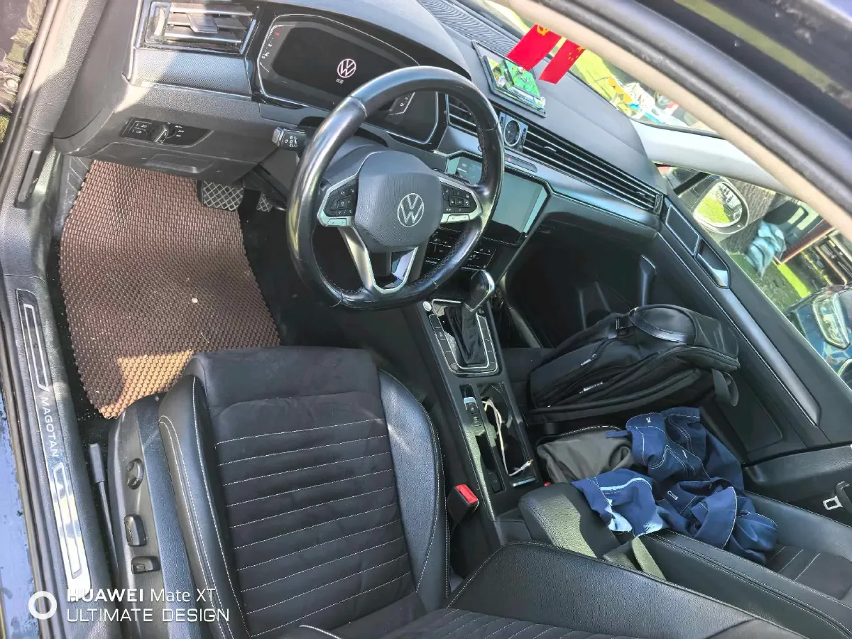 2020 Volkswagen Magotan 2.0T 220HP L4 7DCT,autocango,china used car exporter,china ev exporter,chinese used car exporter,chinese used ev exporter
