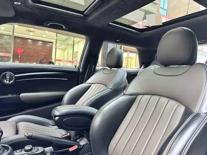 2022 MINI COUNTRYMAN 2.0T 192HP L4 7DCT,autocango,china used car exporter,china ev exporter,chinese used car exporter,chinese used ev exporter