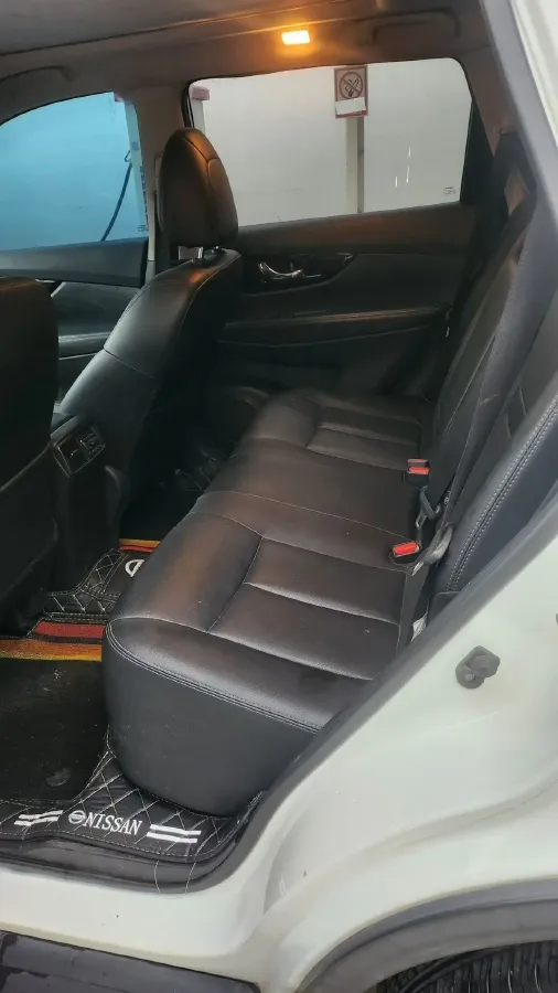 2020 Nissan X-Trail 2.0L 154HP L4 CVT,autocango,china used car exporter,china ev exporter,chinese used car exporter,chinese used ev exporter