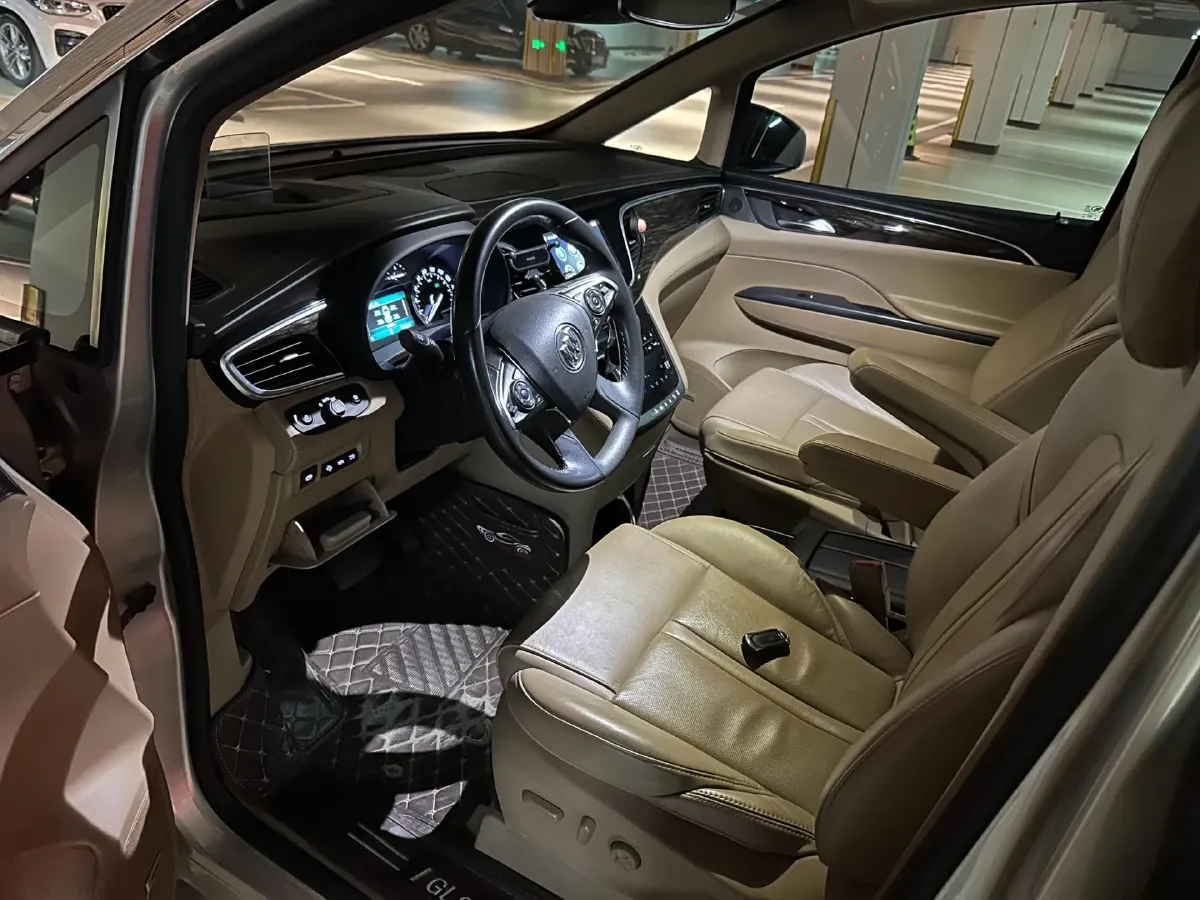 2018 Buick GL8 2.0T 260HP L4 6AT,autocango,china used car exporter,china ev exporter,chinese used car exporter,chinese used ev exporter