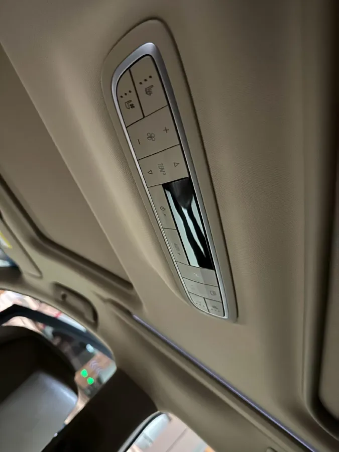 2018 Buick GL8 2.0T 260HP L4 6AT,autocango,china used car exporter,china ev exporter,chinese used car exporter,chinese used ev exporter