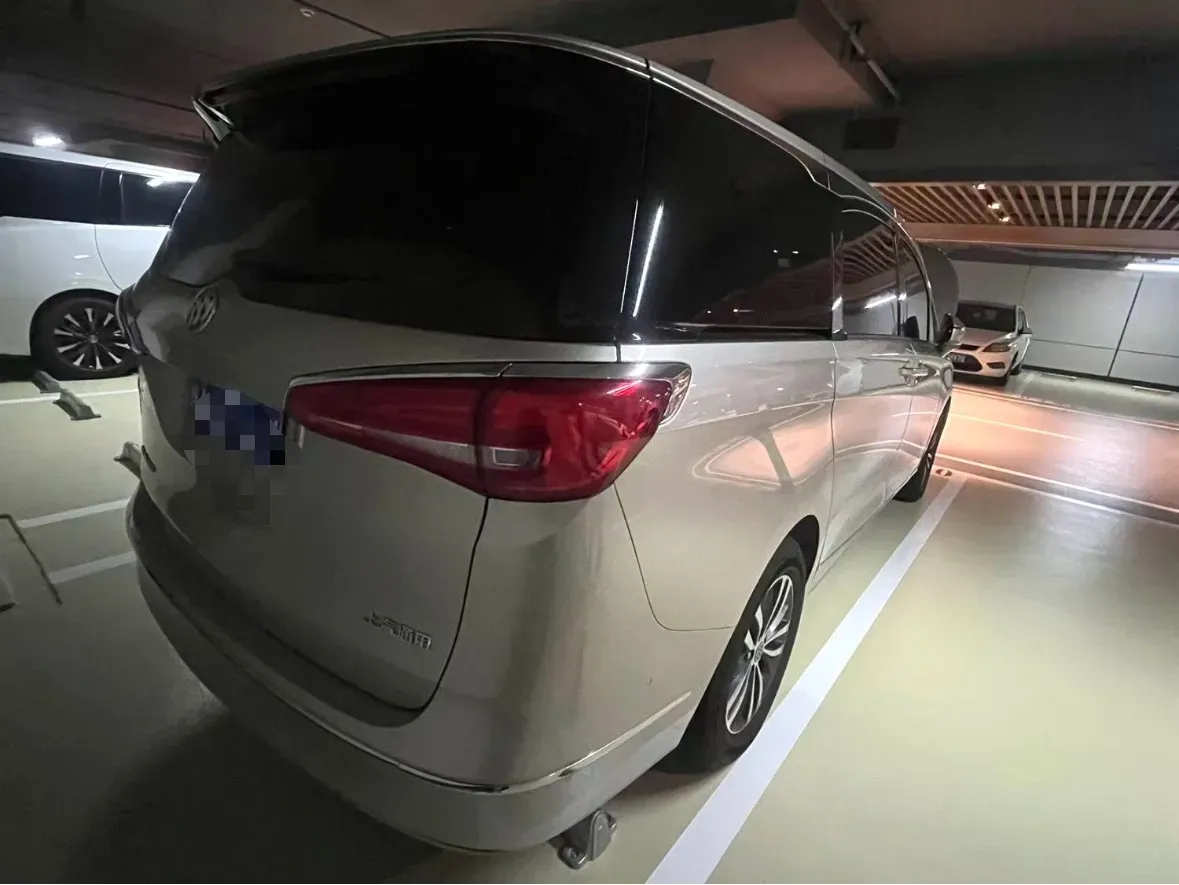 2018 Buick GL8 2.0T 260HP L4 6AT,autocango,china used car exporter,china ev exporter,chinese used car exporter,chinese used ev exporter