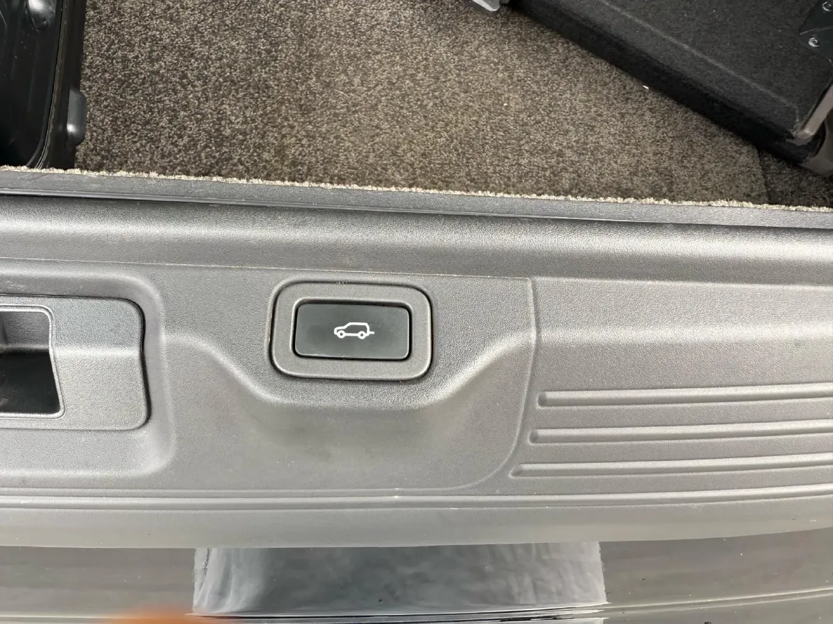 2018 Land Rover Range Rover 3.0T 381HP V6 8AT,autocango,china used car exporter,china ev exporter,chinese used car exporter,chinese used ev exporter