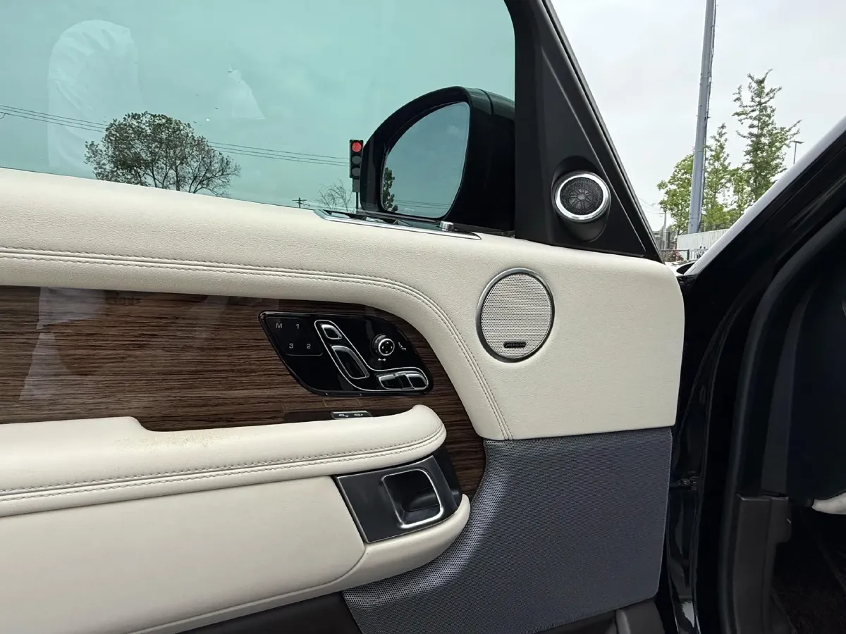 2018 Land Rover Range Rover 3.0T 381HP V6 8AT,autocango,china used car exporter,china ev exporter,chinese used car exporter,chinese used ev exporter