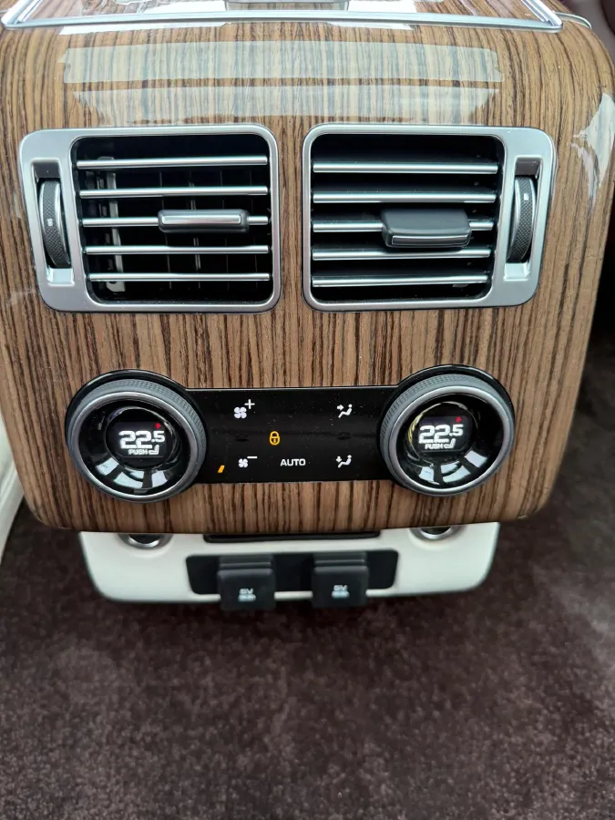 2018 Land Rover Range Rover 3.0T 381HP V6 8AT,autocango,china used car exporter,china ev exporter,chinese used car exporter,chinese used ev exporter