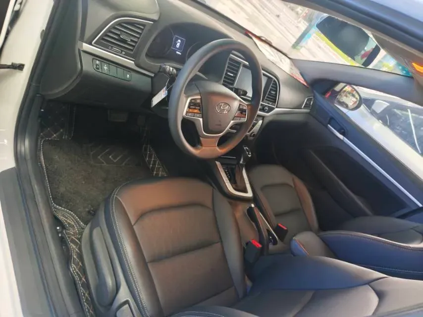 2016 Hyundai Elantra 1.6L 130HP L4 6AT,autocango,china used car exporter,china ev exporter,chinese used car exporter,chinese used ev exporter