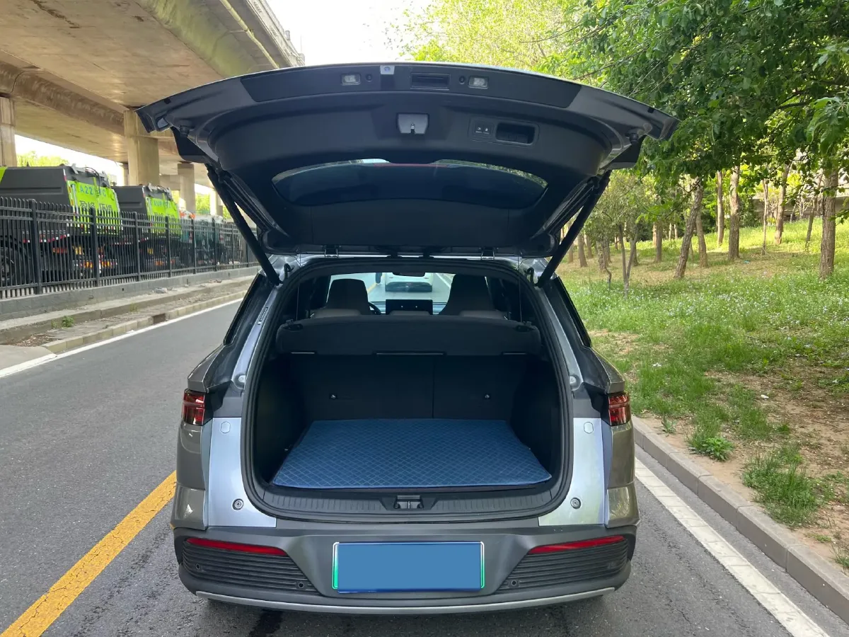 2024 BYD Song Pro 1.5L 110HP L4 E-CVT PHEV 18.3KWH,autocango,china used car exporter,china ev exporter,chinese used car exporter,chinese used ev exporter