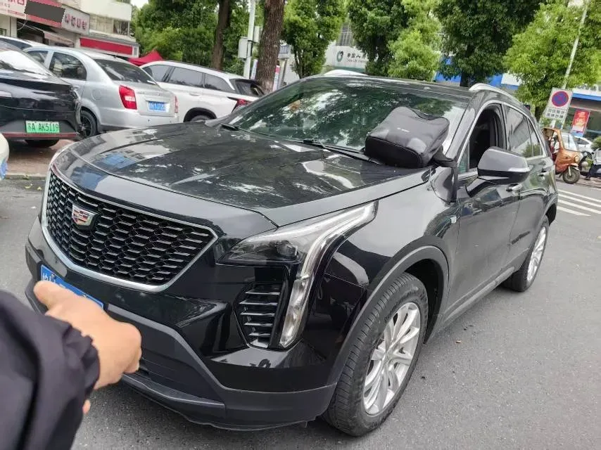 2021 Cadillac XT4 2.0T 237HP L4 9AT,autocango,china used car exporter,china ev exporter,chinese used car exporter,chinese used ev exporter