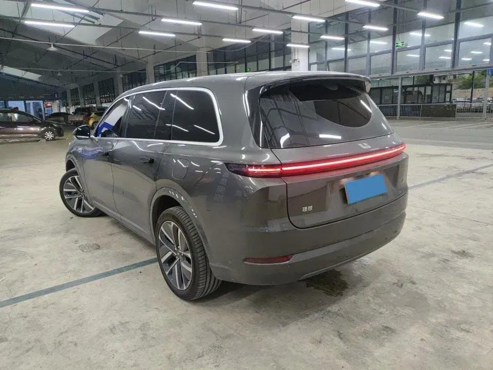 2022 Li L9 Range Extended 154HP REEV 42.6KWH,autocango,china used car exporter,china ev exporter,chinese used car exporter,chinese used ev exporter