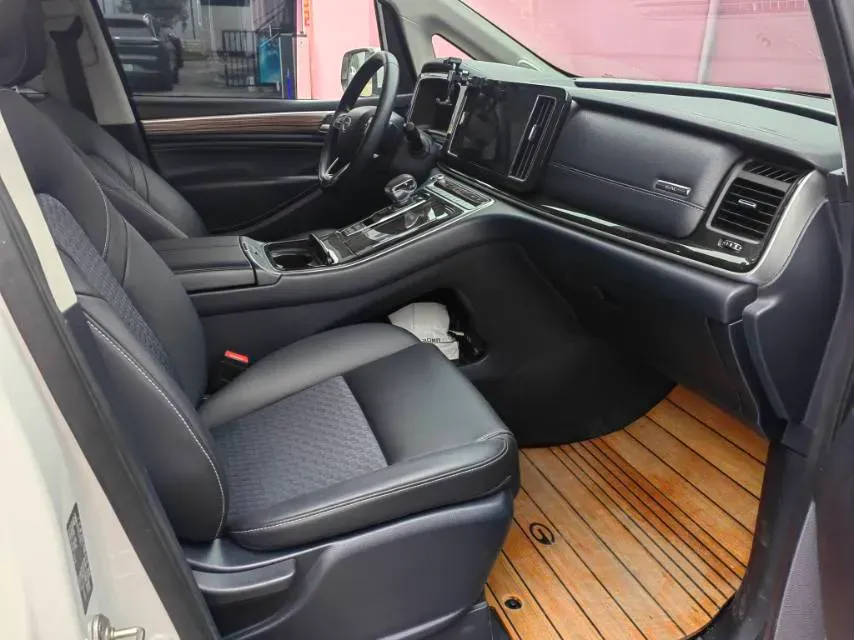 2023 GAC Trumpchi M8 2.0T 252HP L4 8AT,autocango,china used car exporter,china ev exporter,chinese used car exporter,chinese used ev exporter