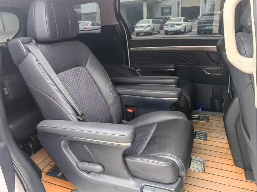 2023 GAC Trumpchi M8 2.0T 252HP L4 8AT,autocango,china used car exporter,china ev exporter,chinese used car exporter,chinese used ev exporter