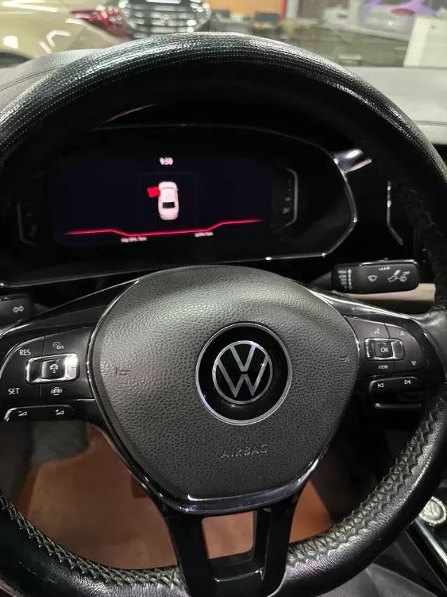 2021 Volkswagen Passat 2.0T 186HP L4 7DCT,autocango,china used car exporter,china ev exporter,chinese used car exporter,chinese used ev exporter