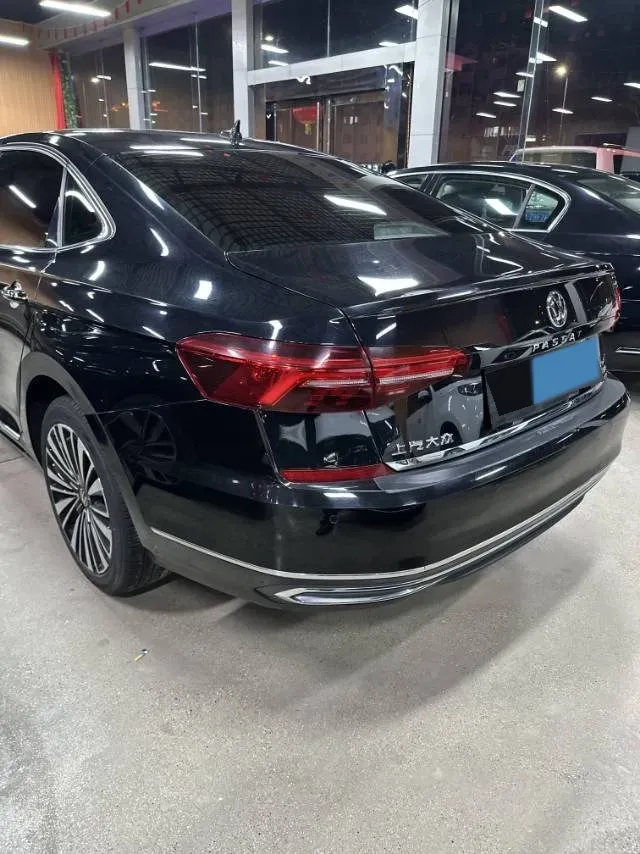 2021 Volkswagen Passat 2.0T 186HP L4 7DCT,autocango,china used car exporter,china ev exporter,chinese used car exporter,chinese used ev exporter